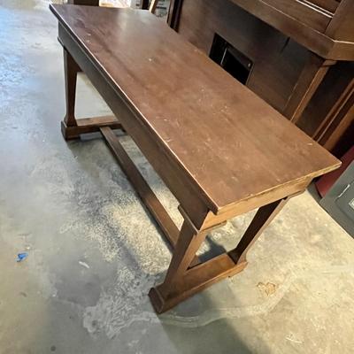 Lot 269 Piano bench w/ storage