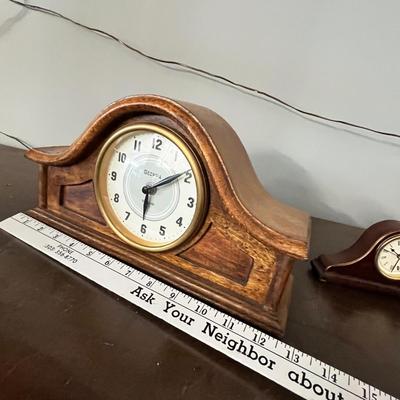 Lot 271 Mantle/ Table top Clock collection