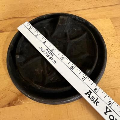 Lot 284 wood stove cast iron plate