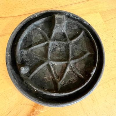 Lot 284 wood stove cast iron plate