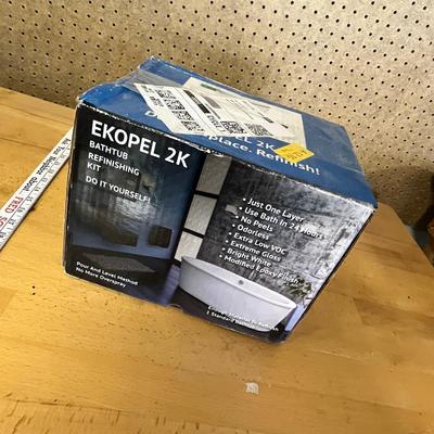 Lot 285 DIY bath refinishing kit