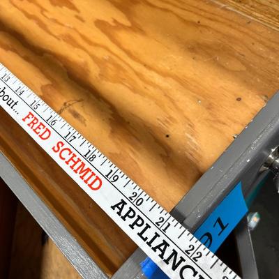 Lot 291 4 drawers with cool knobs