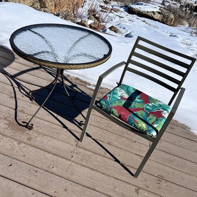 Lot 304 Patio chair and table