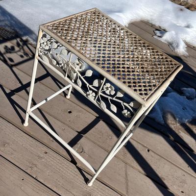 Lot 309 metal small table