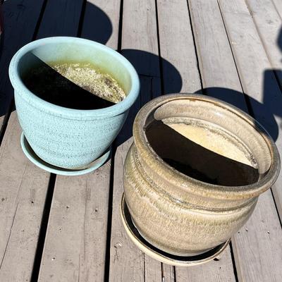 Lot 314 3 large pots