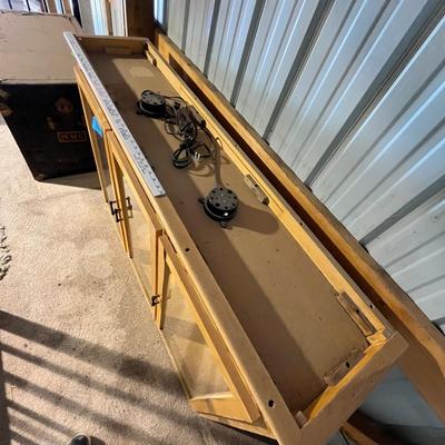 Lot 317 mirrored cabinet (top piece to a hutch) glass is broken