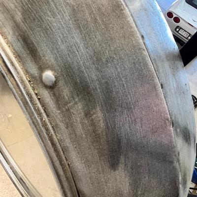 Lot 321 large wall clock - nickel? finish