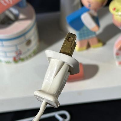 Vintage Children’s Bedroom Decor including a Knickerbocker and More!