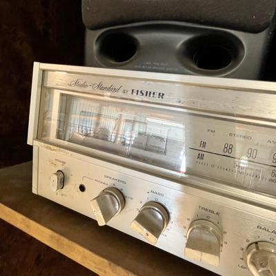 Lot 335 Vintage 70s stereo and speakers