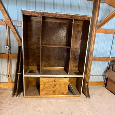 Lot 336 Giant 70's armoire