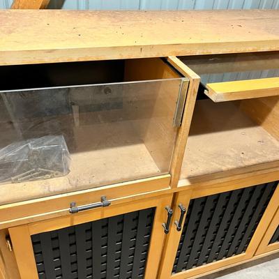 Lot 338 Base for the hutch top