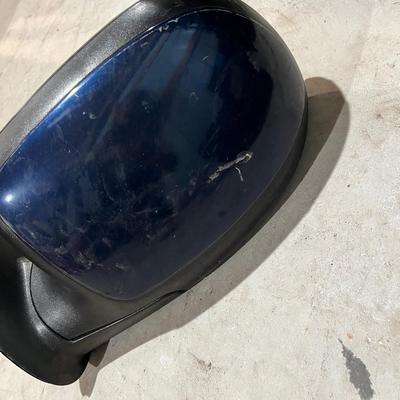 Lot 346 pair of chevy pickup rear view mirrors