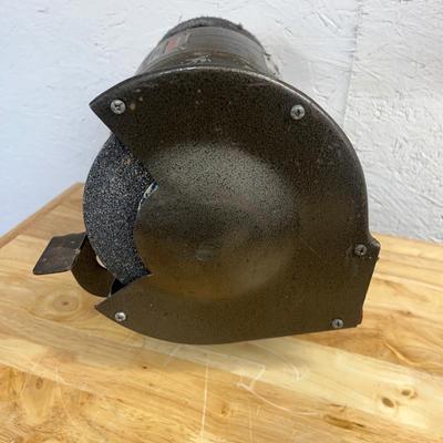 Duracraft Bench Grinder (SF-MG)