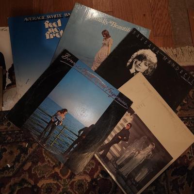 Lot of 10 records.
