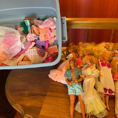 Lot of 15 Vintage Barbies and misc Barbie Clothes