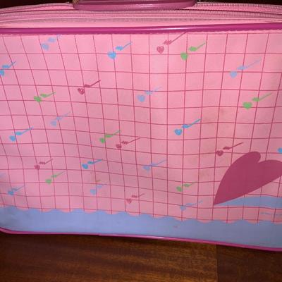 Lot of Vintage Barbies without their items including a hair Salon