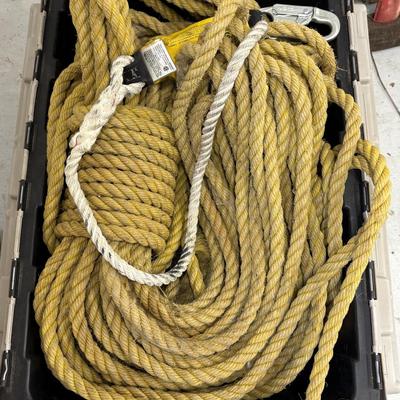 Ropes, Body Harness & More (SF-ES)