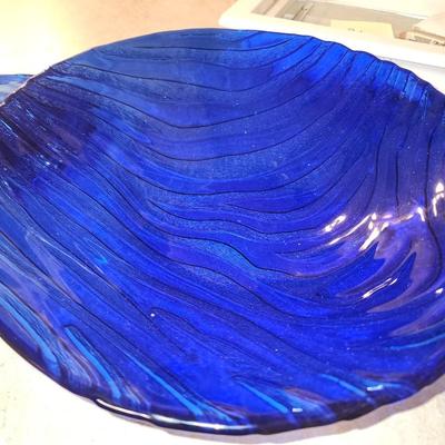 Blue glass bowl and plate.