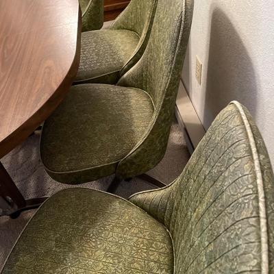 Chromecraft Oval MCM dining room table and 6 chairs