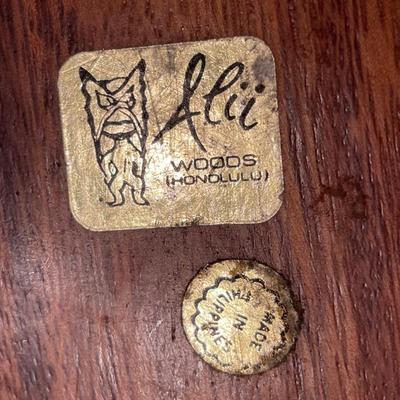 Wood bowls and crackers