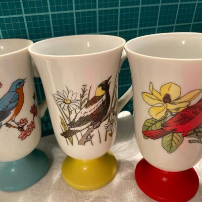 5 Fred Roberts bird pedestal mugs