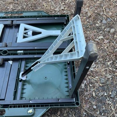 Slumberjack Stowaway Picnic Table and What-A-chair Deluxe Recliner (SB-DZ)