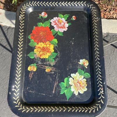 2 Vintage Mid Century Metal Folding Dinner TV Trays Tole Painted Roses Flowers