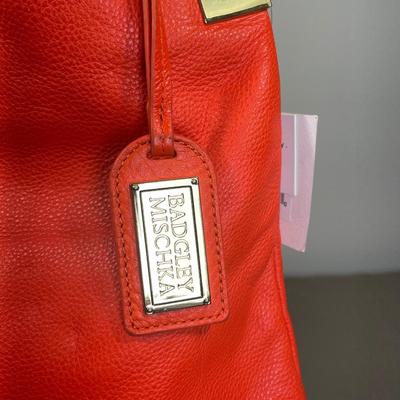 Badgley Mischka Pebble Leather Handbag
