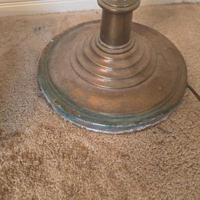 Floor lamp