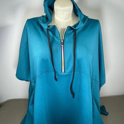 Coco + Carmen Hoodie Pullover New!