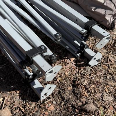 Quest 10x10 Instant Up Canopy (SB-DZ)