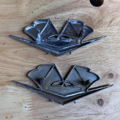 Chevrolet Corvette Metal Emblems (SB-DZ)