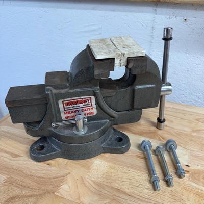 Duracraft Heavy Duty Bench Vise and More (SB-DZ)