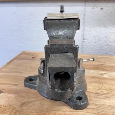 Duracraft Heavy Duty Bench Vise and More (SB-DZ)