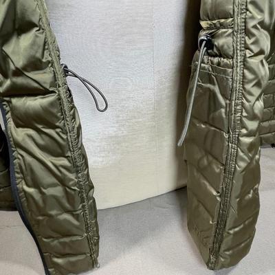 Badgley Mischka Olive Puffer Coat XL