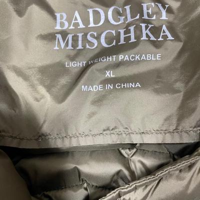 Badgley Mischka Olive Puffer Coat XL