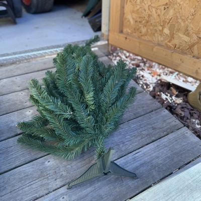 Large Christmas Wreath and More (SF-DZ)