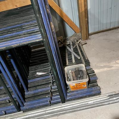 Lot 354 Large lot of scaffolding