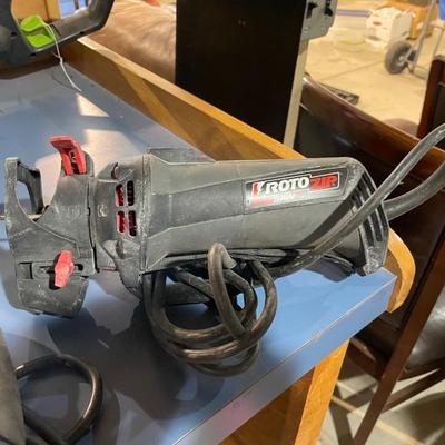 Lot 361 Corded rotating saw and drill - Ryobi