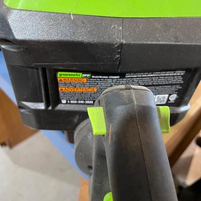 Greenworks leaf headge trimmer, craftsman leaf blower with batteries (not tested)