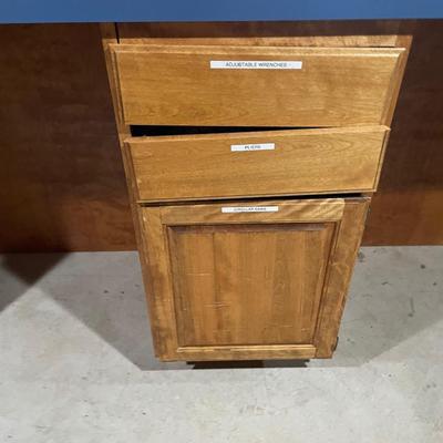 Hardware store type counter