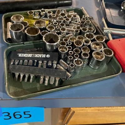 Lot 366 Sockets & other