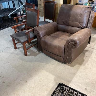 Lot 359 3 dining chairs, 1 rocker/recliner