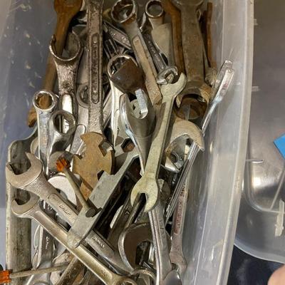 Lot 372 2 boxes of cresent wrenches assorted sizes & brands