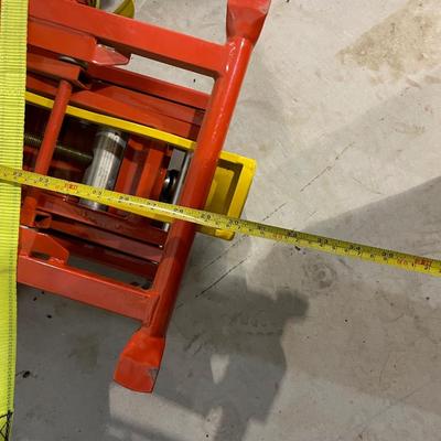 Lot 373 Husky lawn mower lift