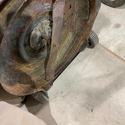 Lot 374 Craftsman push mower - 6HP - not tested