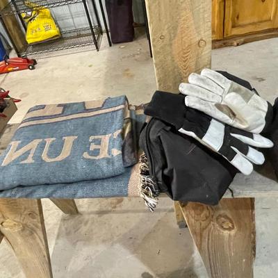 Lot 384 Fun lot of stuff