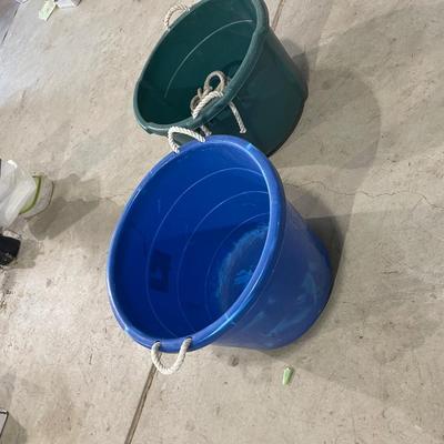 Lot 392 2 large plastic buckets and rope