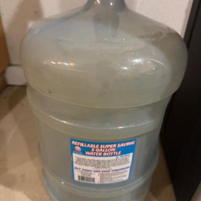 Viva Water Dispenser and 2 jugs
