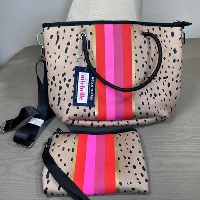 New Neoprene Handbag with Wristlet